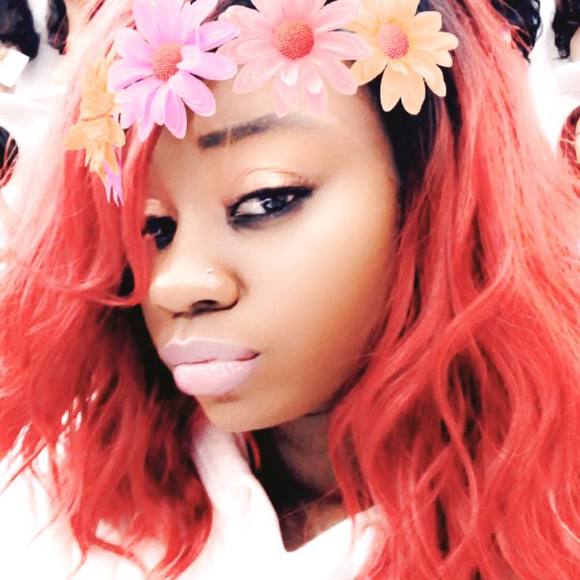 Meet your Posher, Paris - Picture 1 of 1